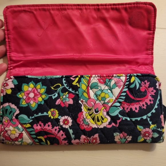 Vera Bradley Pink and Green Crossbody Bag with Floral Paisley Design Wallet Set - Picture 12 of 13